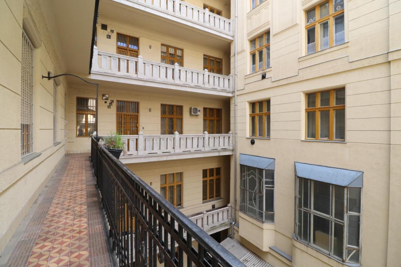 Broadway Downtown Deluxe Budapest Exterior foto